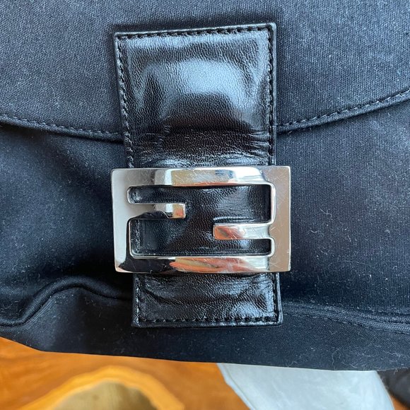 SOLD ♥Authentic Vintage Fendi Shoulderbag - Picture 15 of 15